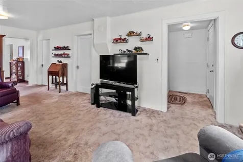 114 Logan Street Davenport WA 99122