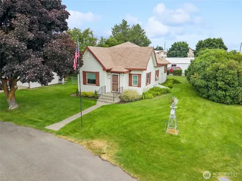 114 Logan Street Davenport WA 99122