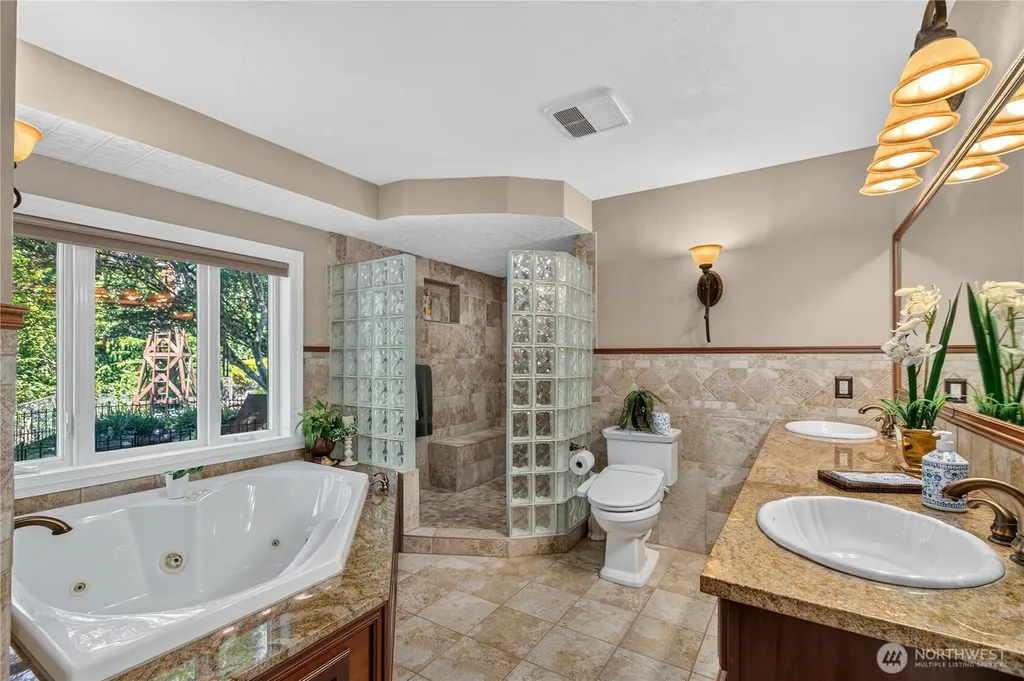 10929 180th Street SE Snohomish WA 98296