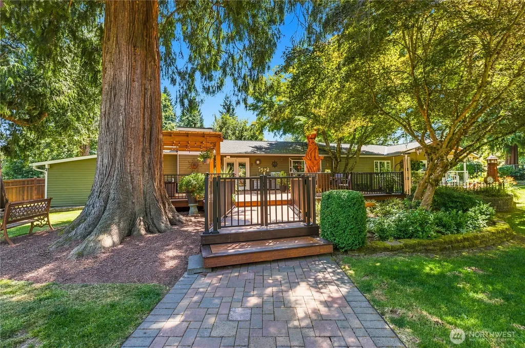 10929 180th Street SE Snohomish WA 98296