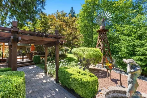10929 180th Street SE Snohomish WA 98296