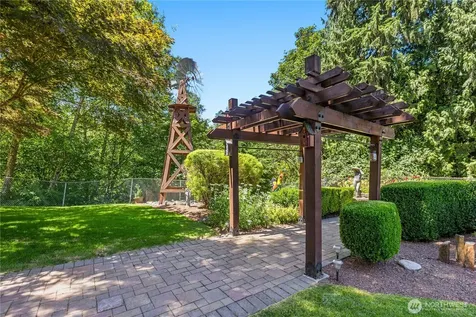 10929 180th Street SE Snohomish WA 98296