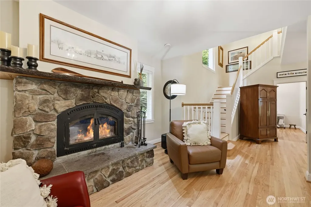 8724 NE Laughing Salmon Lane Bainbridge Island WA 98110
