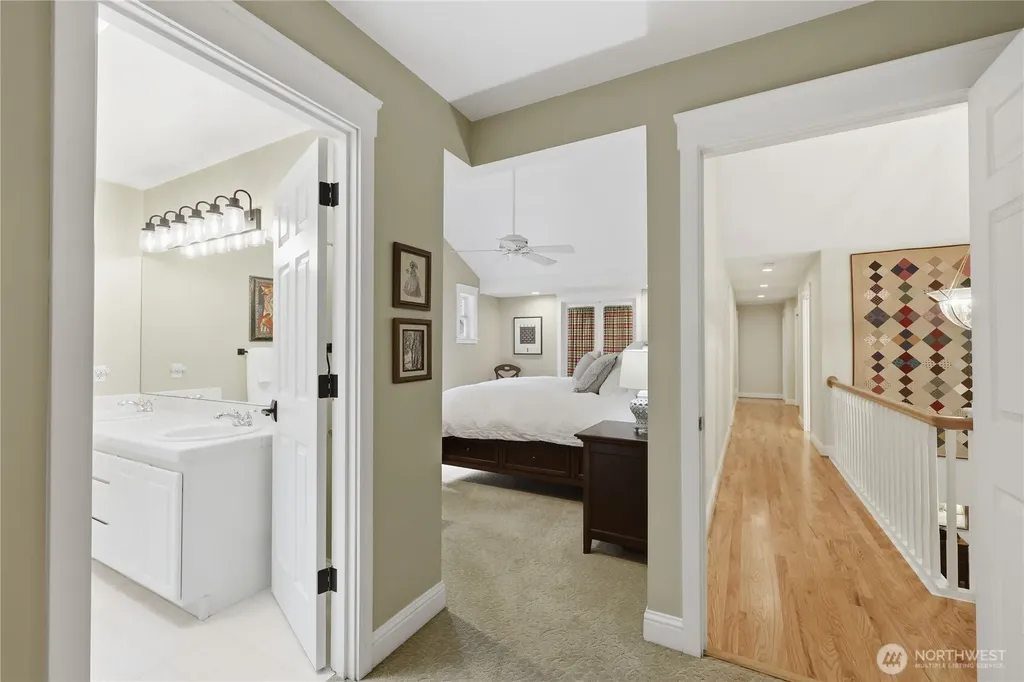8724 NE Laughing Salmon Lane Bainbridge Island WA 98110