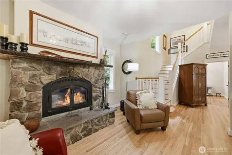 8724 NE Laughing Salmon Lane Bainbridge Island WA 98110