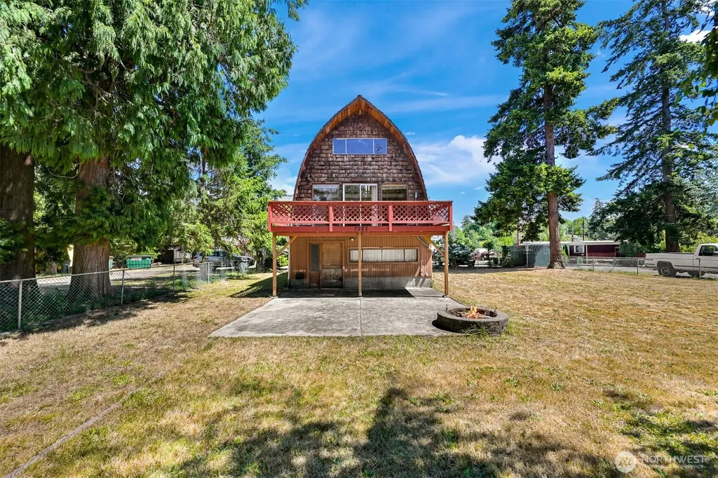 7582 Morrison Avenue Blaine WA 98230