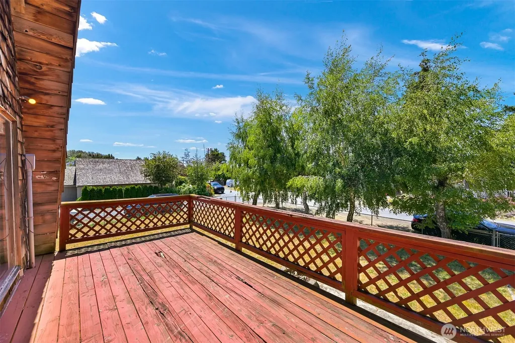 7582 Morrison Avenue Blaine WA 98230
