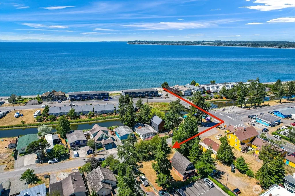 7582 Morrison Avenue Blaine WA 98230