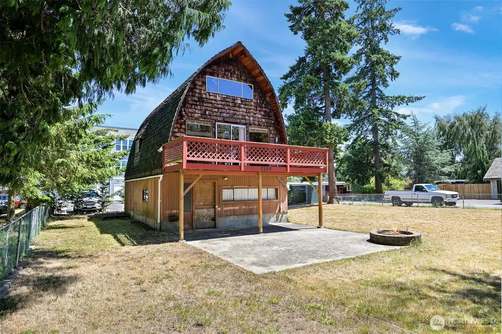 7582 Morrison Avenue Blaine WA 98230