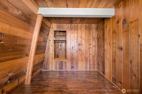 7582 Morrison Avenue Blaine WA 98230
