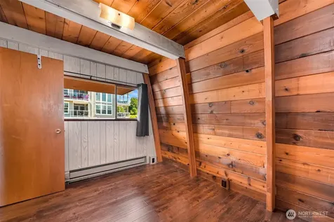 7582 Morrison Avenue Blaine WA 98230