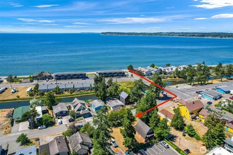 7582 Morrison Avenue Blaine WA 98230