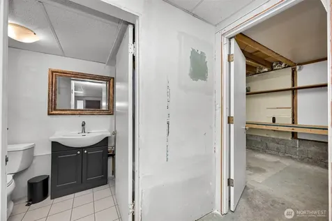7582 Morrison Avenue Blaine WA 98230