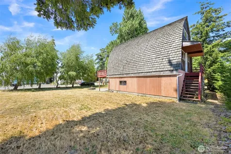 7582 Morrison Avenue Blaine WA 98230