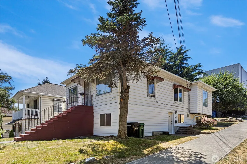 1501 26th Avenue S Seattle WA 98144