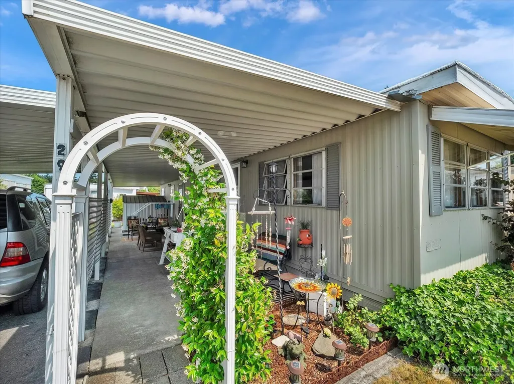 18501 52nd Avenue W Lynnwood WA 98037