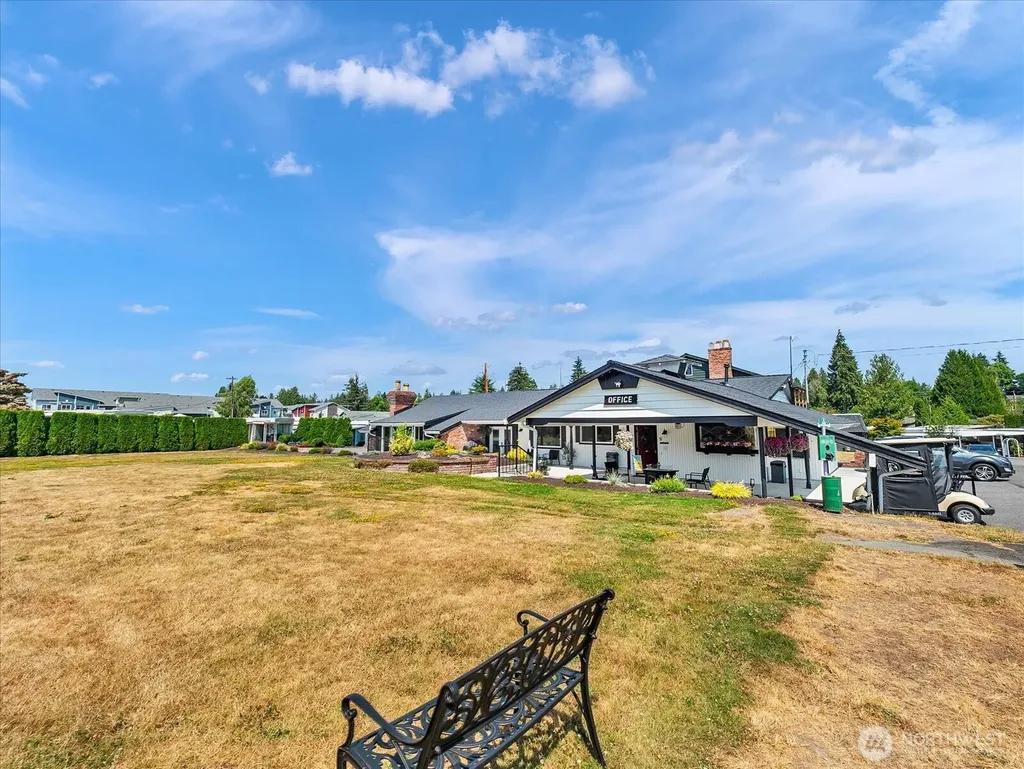 18501 52nd Avenue W Lynnwood WA 98037