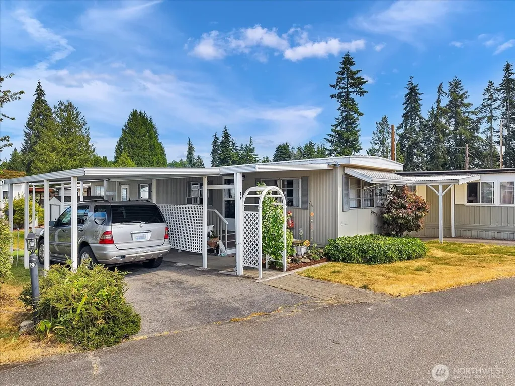18501 52nd Avenue W Lynnwood WA 98037