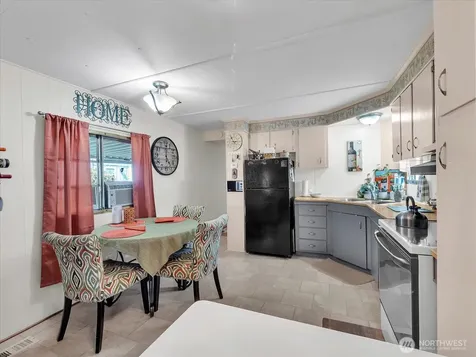 18501 52nd Avenue W Lynnwood WA 98037