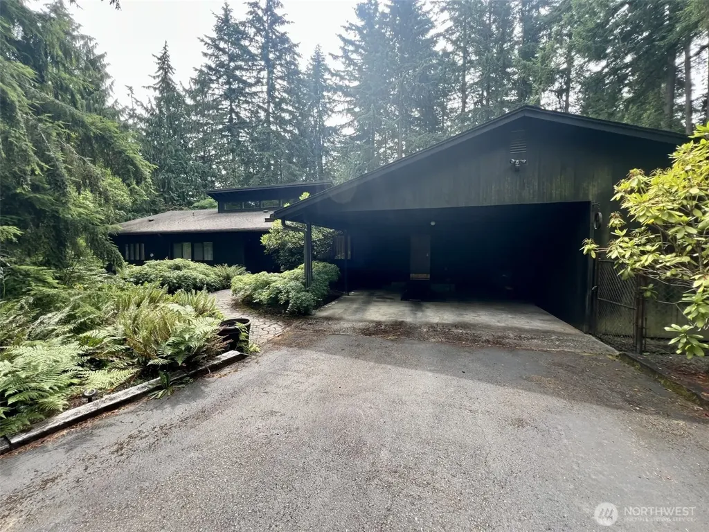 39045 258th Avenue SE Enumclaw WA 98022