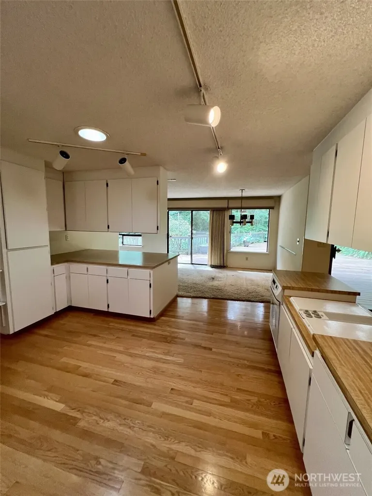 39045 258th Avenue SE Enumclaw WA 98022