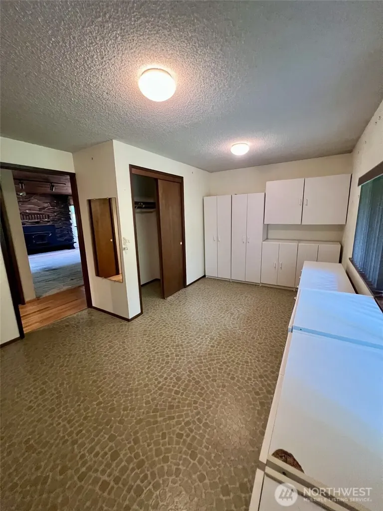 39045 258th Avenue SE Enumclaw WA 98022