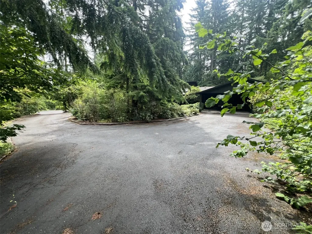 39045 258th Avenue SE Enumclaw WA 98022