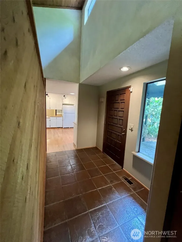 39045 258th Avenue SE Enumclaw WA 98022