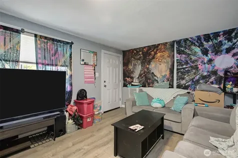 8311 Lake Street SW Lakewood WA 98498