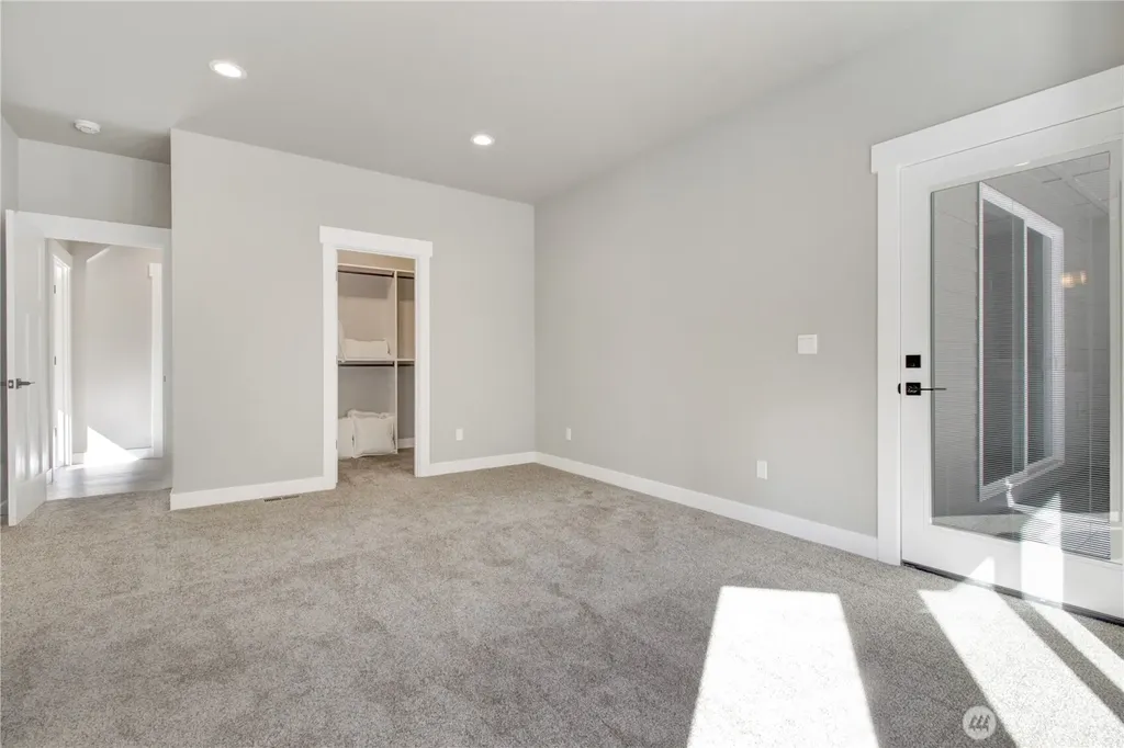 30728 419th Avenue NE Arlington WA 98223