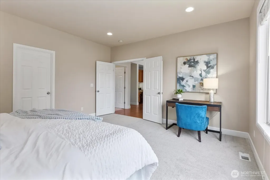20905 37th Avenue SE Bothell WA 98021