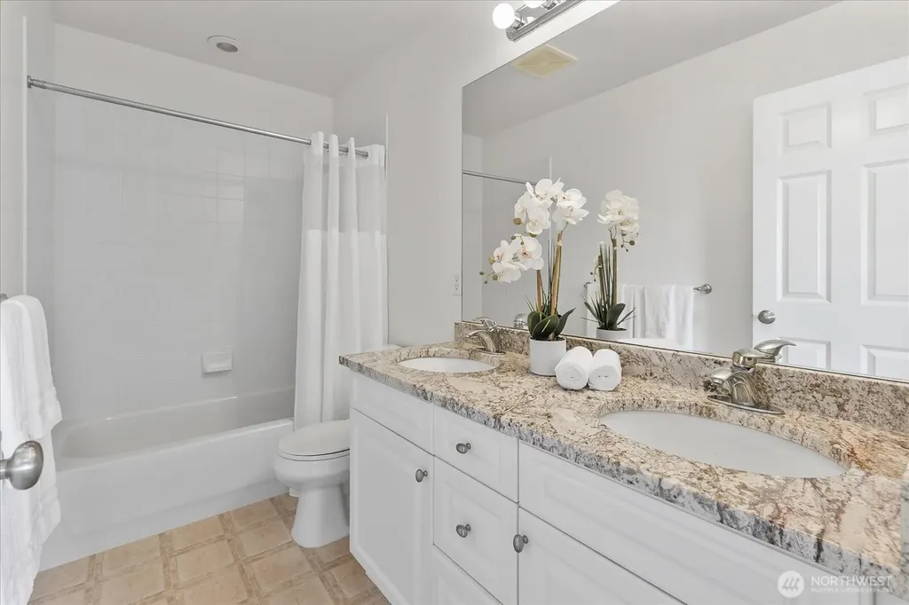 20905 37th Avenue SE Bothell WA 98021