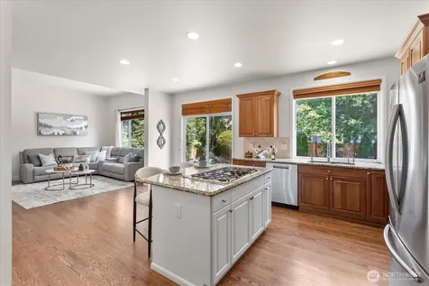 20905 37th Avenue SE Bothell WA 98021