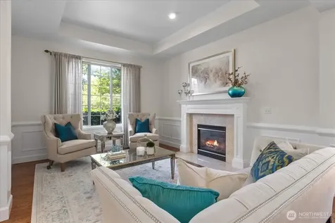 20905 37th Avenue SE Bothell WA 98021