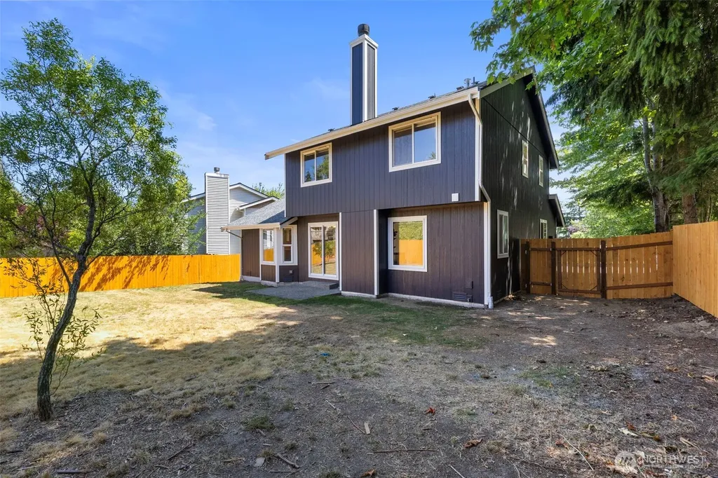 3055 SE Grandhaven Street Port Orchard WA 98367