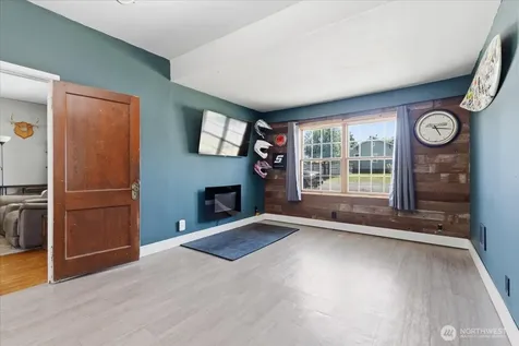 418 W Chestnut Street Almira WA 99103