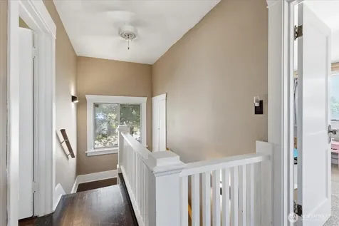 418 W Chestnut Street Almira WA 99103