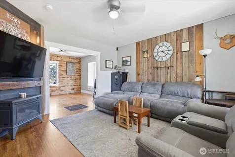 418 W Chestnut Street Almira WA 99103