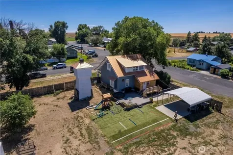 418 W Chestnut Street Almira WA 99103