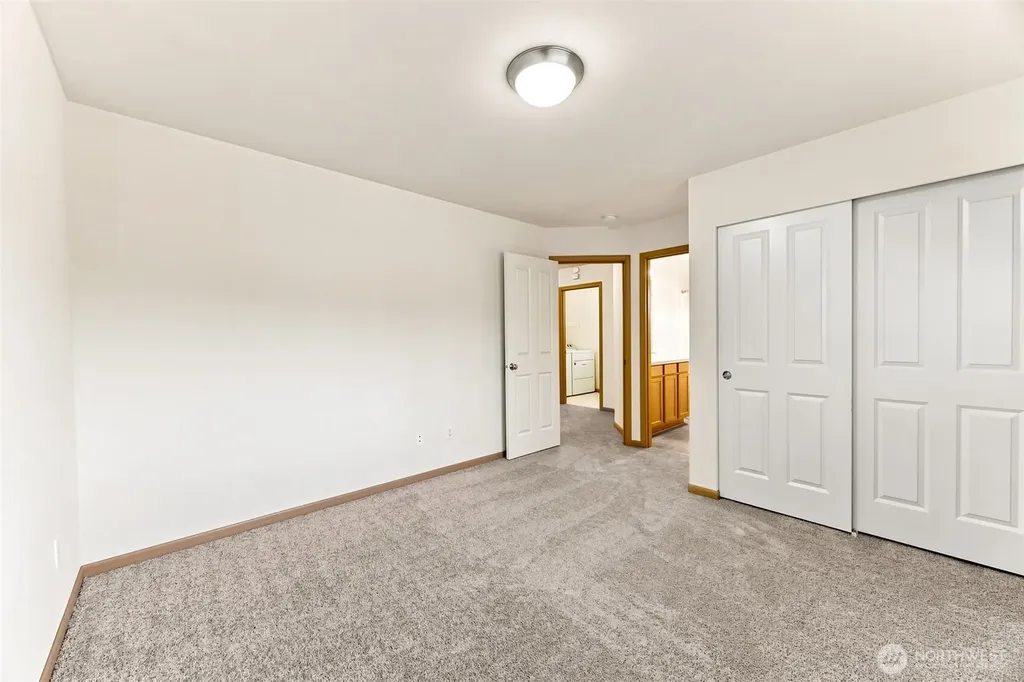 4363 Roxanna Loop SE Lacey WA 98503