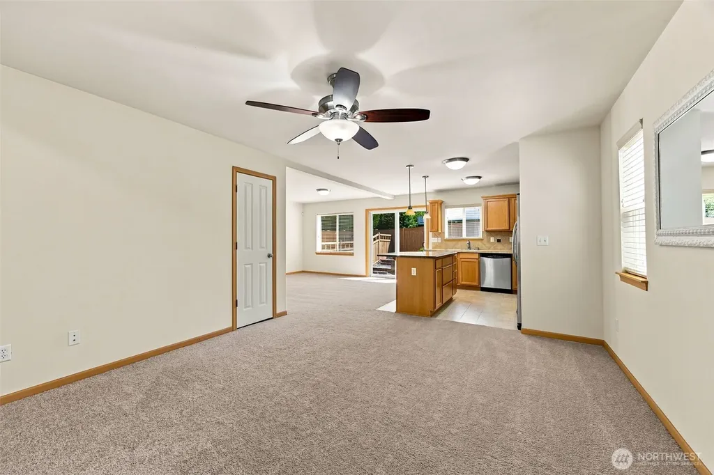 4363 Roxanna Loop SE Lacey WA 98503