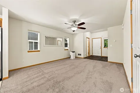 4363 Roxanna Loop SE Lacey WA 98503
