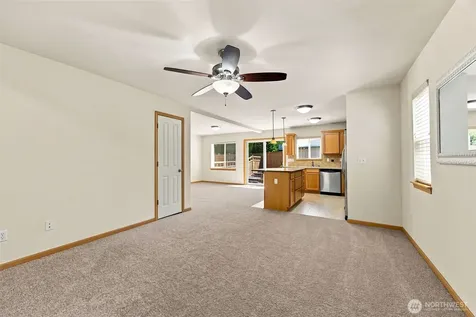 4363 Roxanna Loop SE Lacey WA 98503