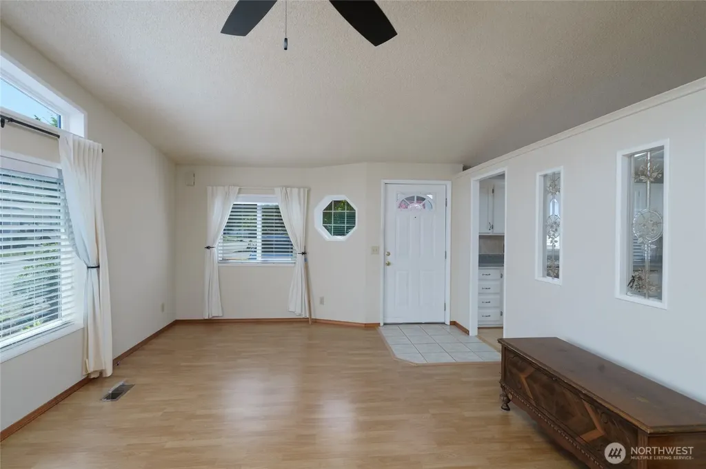 2610 E Section Street Mount Vernon WA 98274