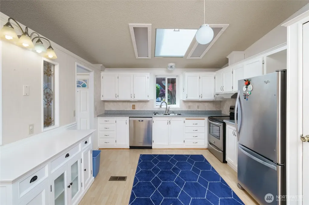 2610 E Section Street Mount Vernon WA 98274