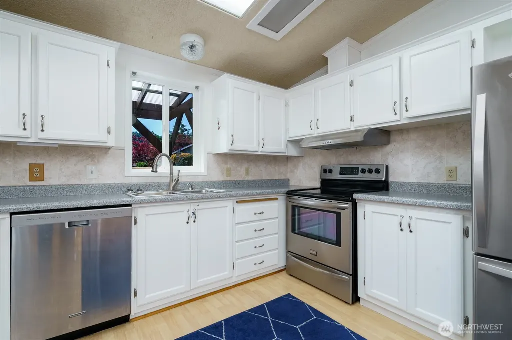2610 E Section Street Mount Vernon WA 98274
