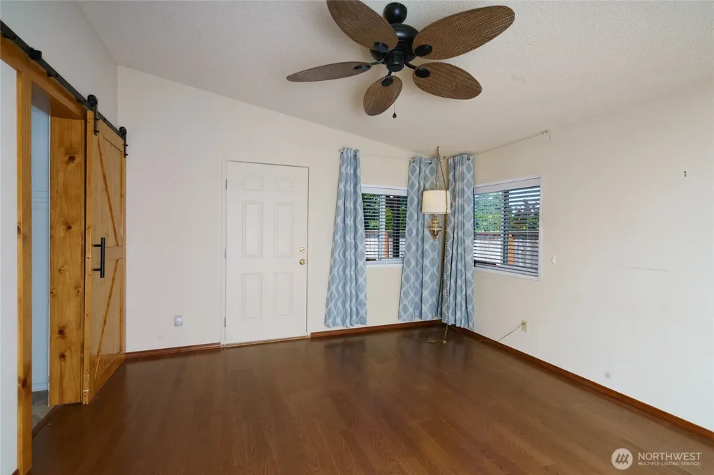 2610 E Section Street Mount Vernon WA 98274