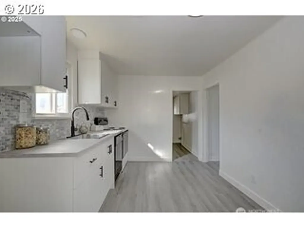 105 Redpath Street Kelso WA 98675