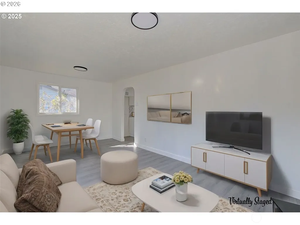 105 Redpath Street Kelso WA 98675