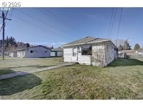 105 Redpath Street Kelso WA 98675